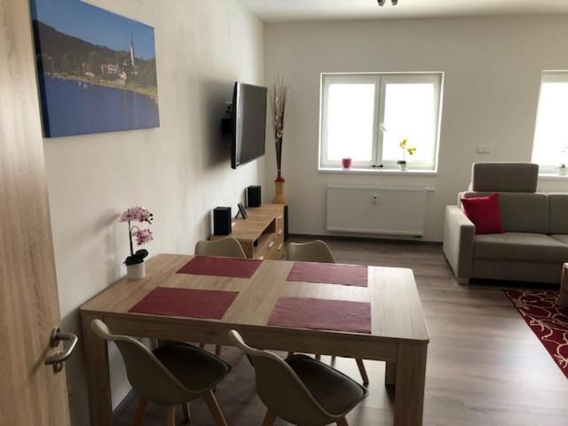 Apartament Papeto Frymburk Zewnętrze zdjęcie